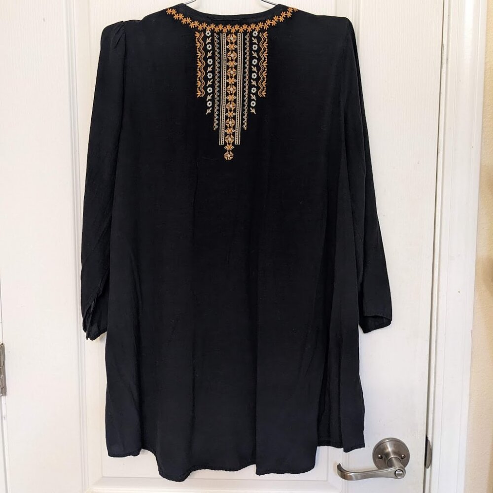 Boho Floral Pastel Embroidered Tunic Blouse/Top, size Medium – Soft & Flowy - Picture 2 of 5